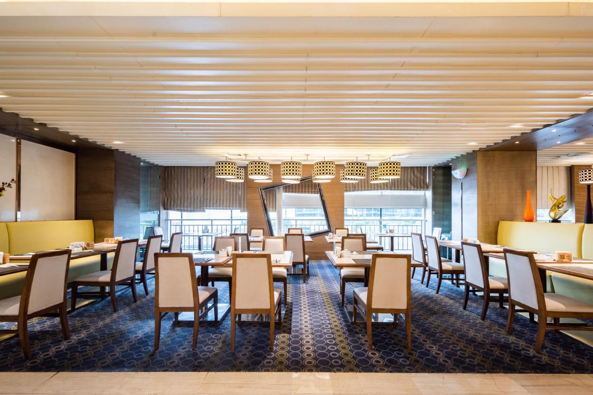 Holiday Inn Shijiazhuang Central By Ihg Eksteriør billede